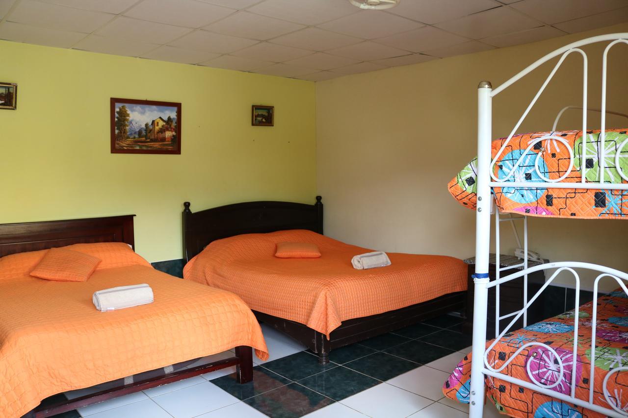 Alpachaca Quito Airport Hotel Tababela Bagian luar foto